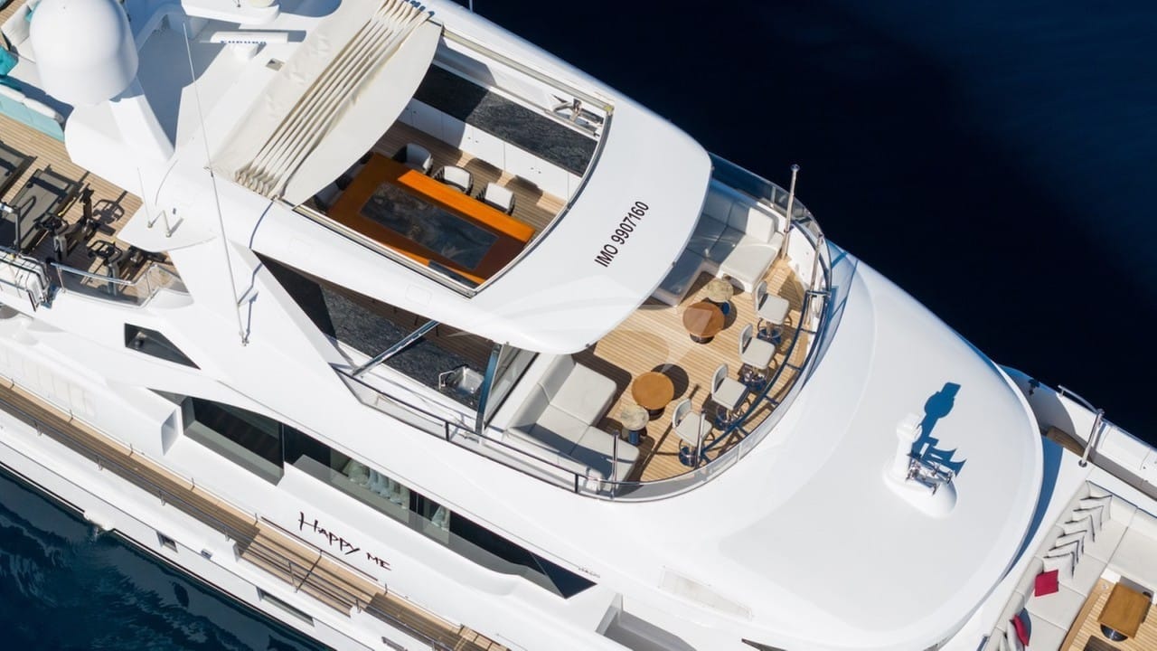 Retractable roof on Sundeck