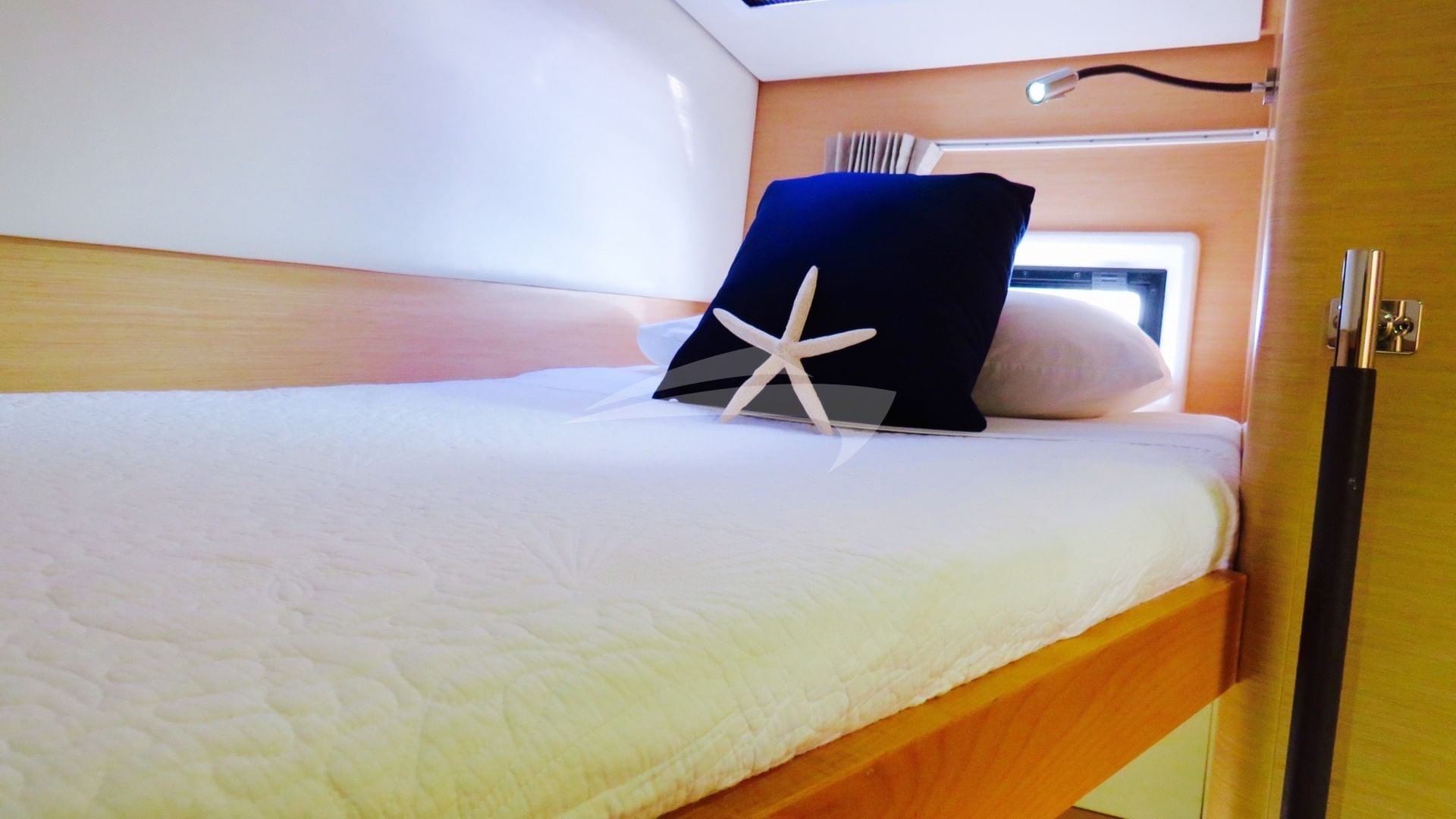 Upper / Lower Cabin #1