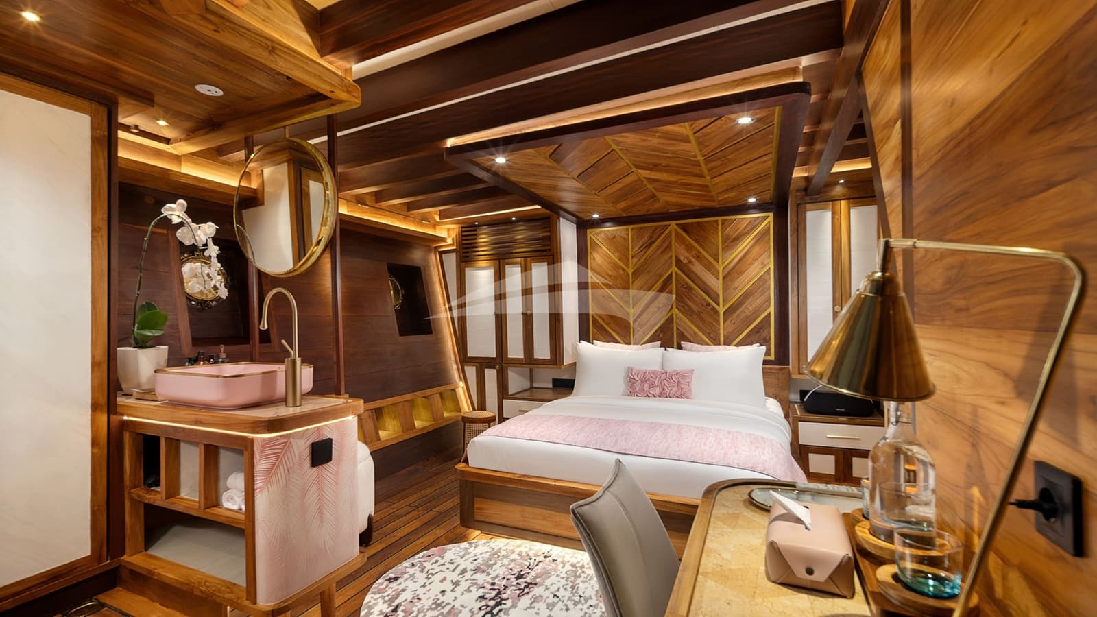 SAMARA OTIUM, photo from the yacht portfolio 14