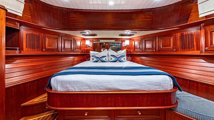 FALCON 22m motor yacht charter, photo 5