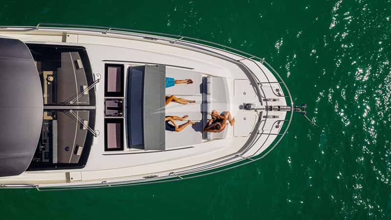 BAZINGA 21m motor yacht charter, photo 5