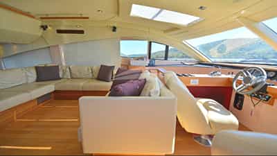 Salon and Helm