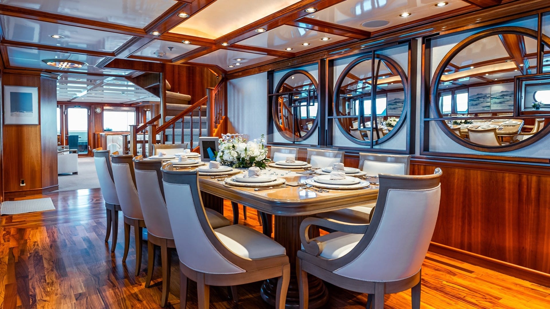 Dining Salon looking aft
