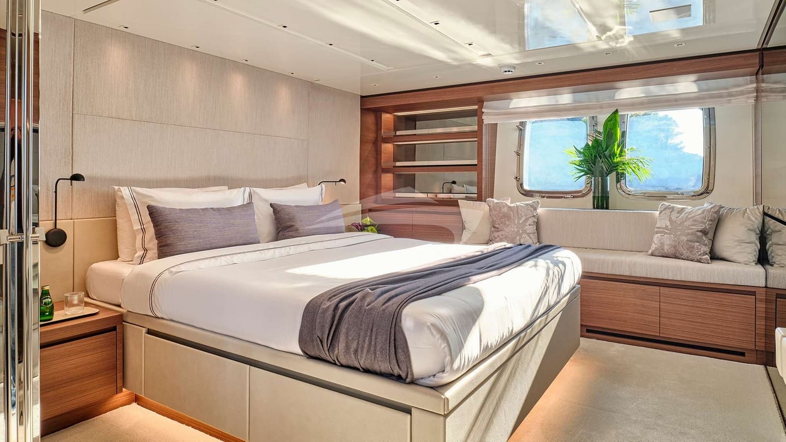 AKASTI, photo from the yacht portfolio 5