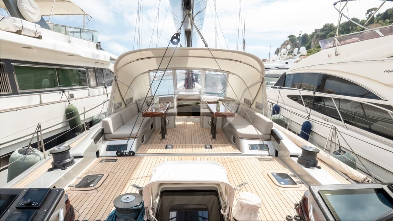 LA LOEVIE, photo from the yacht portfolio 7