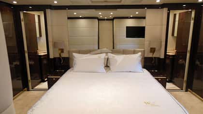 WHITE PEARL 32m motor yacht charter, photo 7