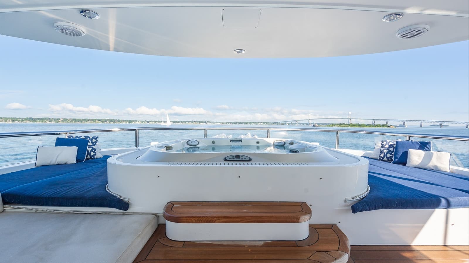 TANZANITE, photo from the yacht portfolio 21