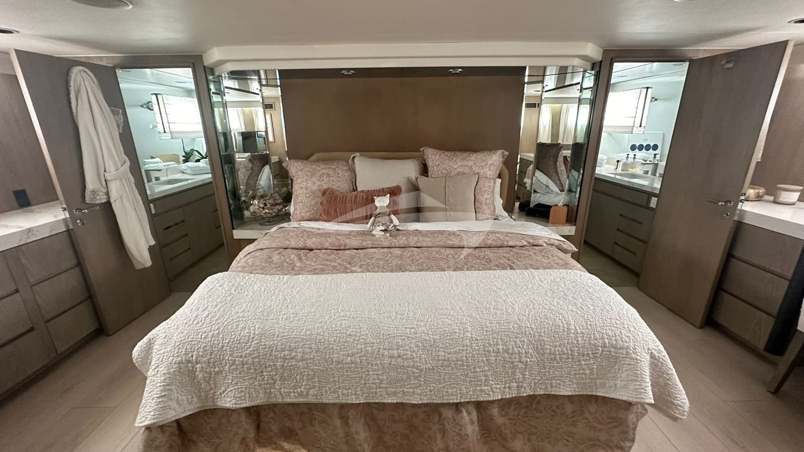 ZIBA, photo from the yacht portfolio 16