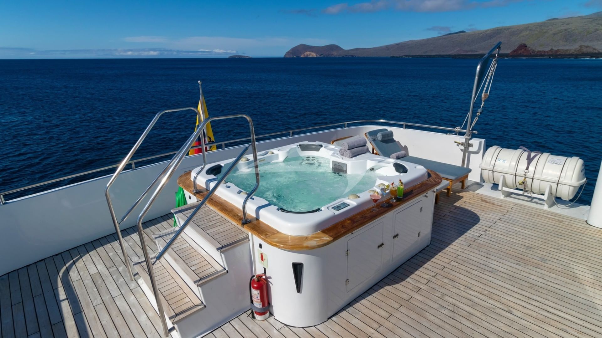 Sun deck jacuzzi