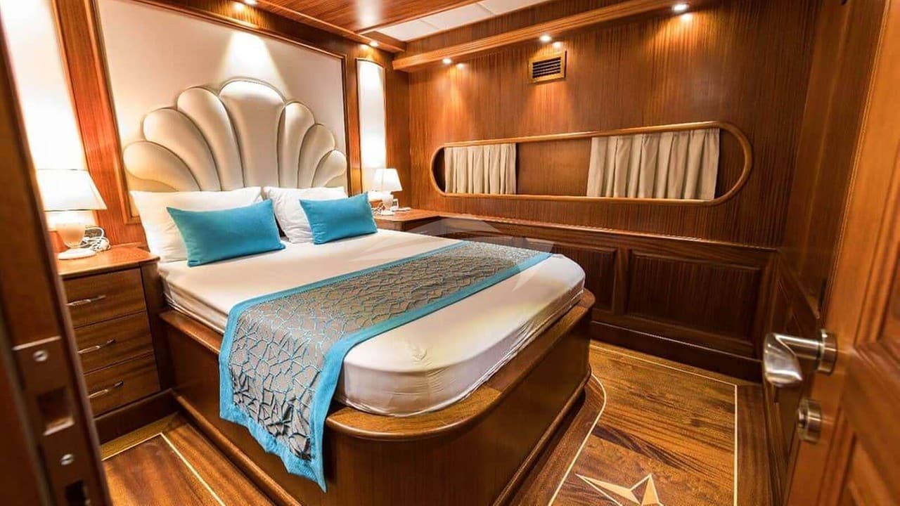 VISTA MARE, photo from the yacht portfolio 13