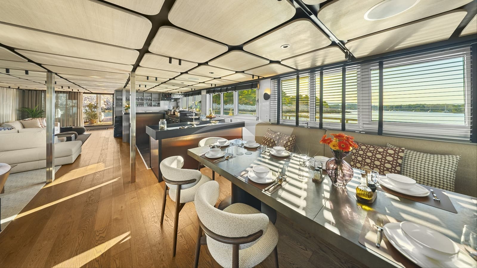 PREMIER, Aufnahme aus dem Yachtportfolio 18