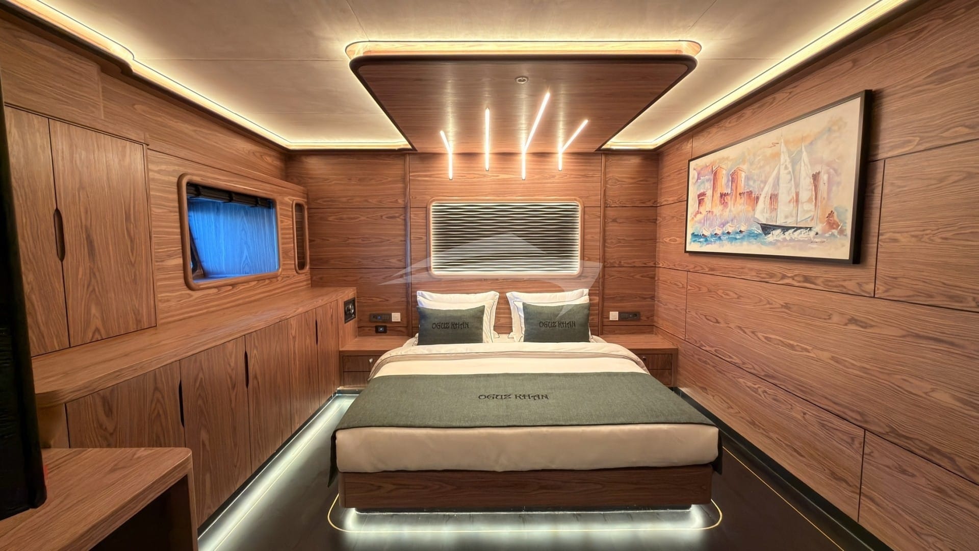 Starboard Port 1 Cabin