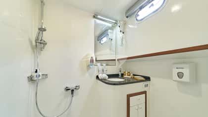 FORTUNA 33m motor yacht charter, photo 10