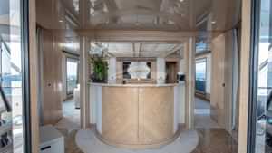 Main Saloon Entry