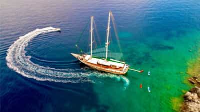 Aerial View with Tender 2