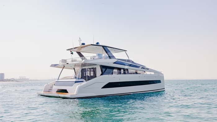 INFINITY 18m motor yacht charter, photo 2