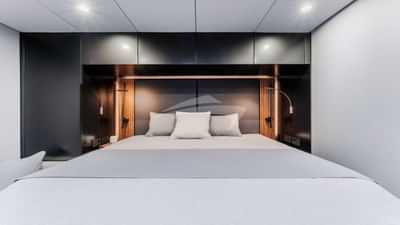 Guest cabin