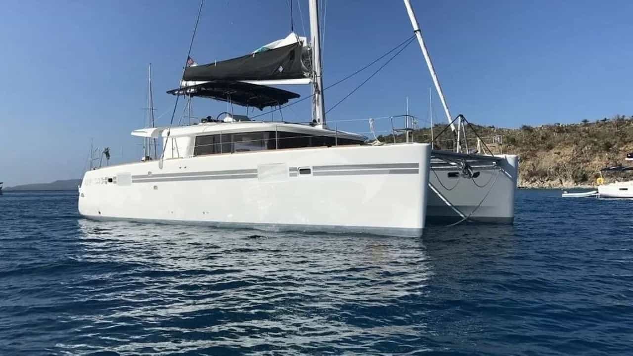 SOMEWHERE yacht charter