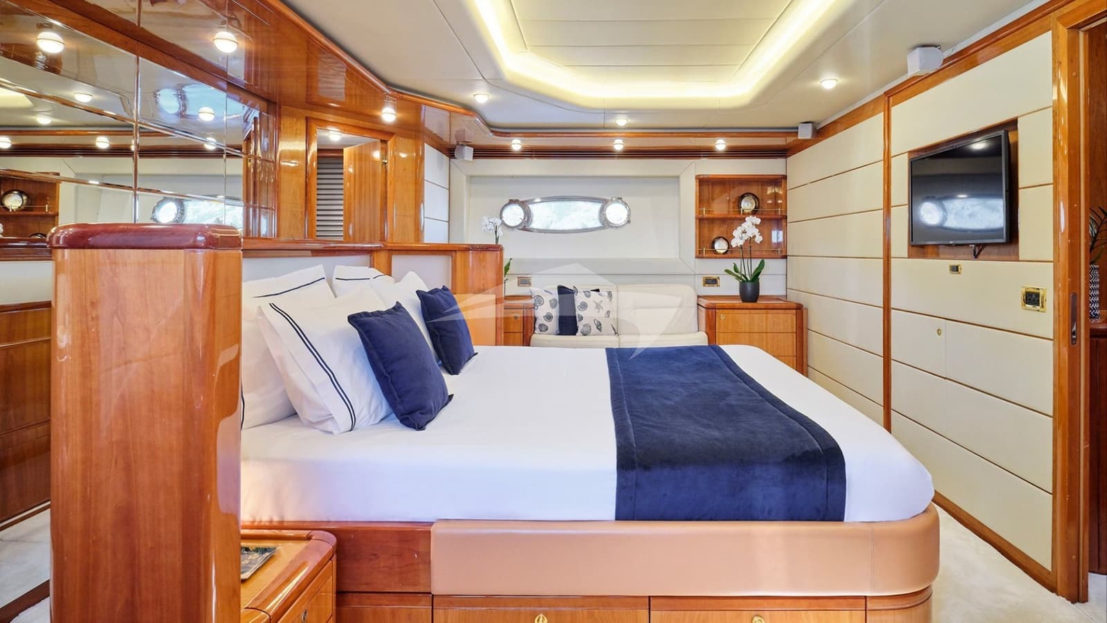 ESTIA ORION, photo from the yacht portfolio 20
