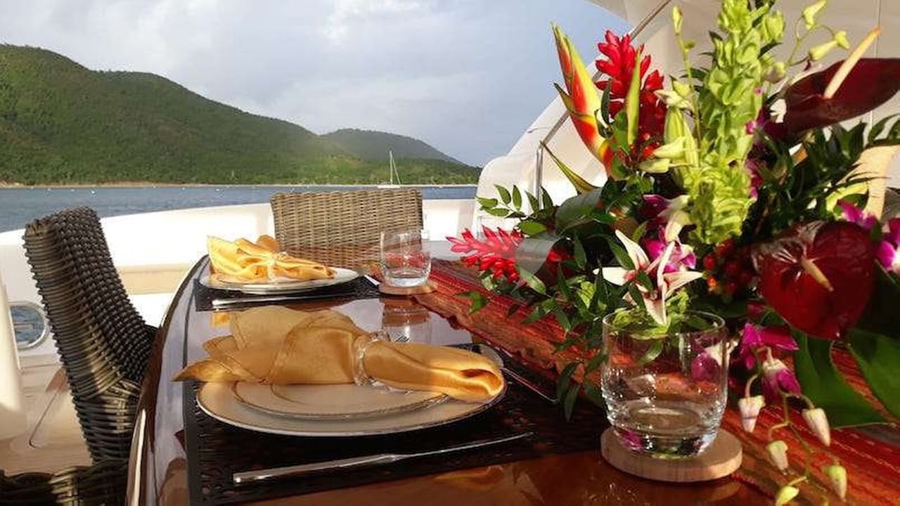 Spacious, with easy access tot he sea