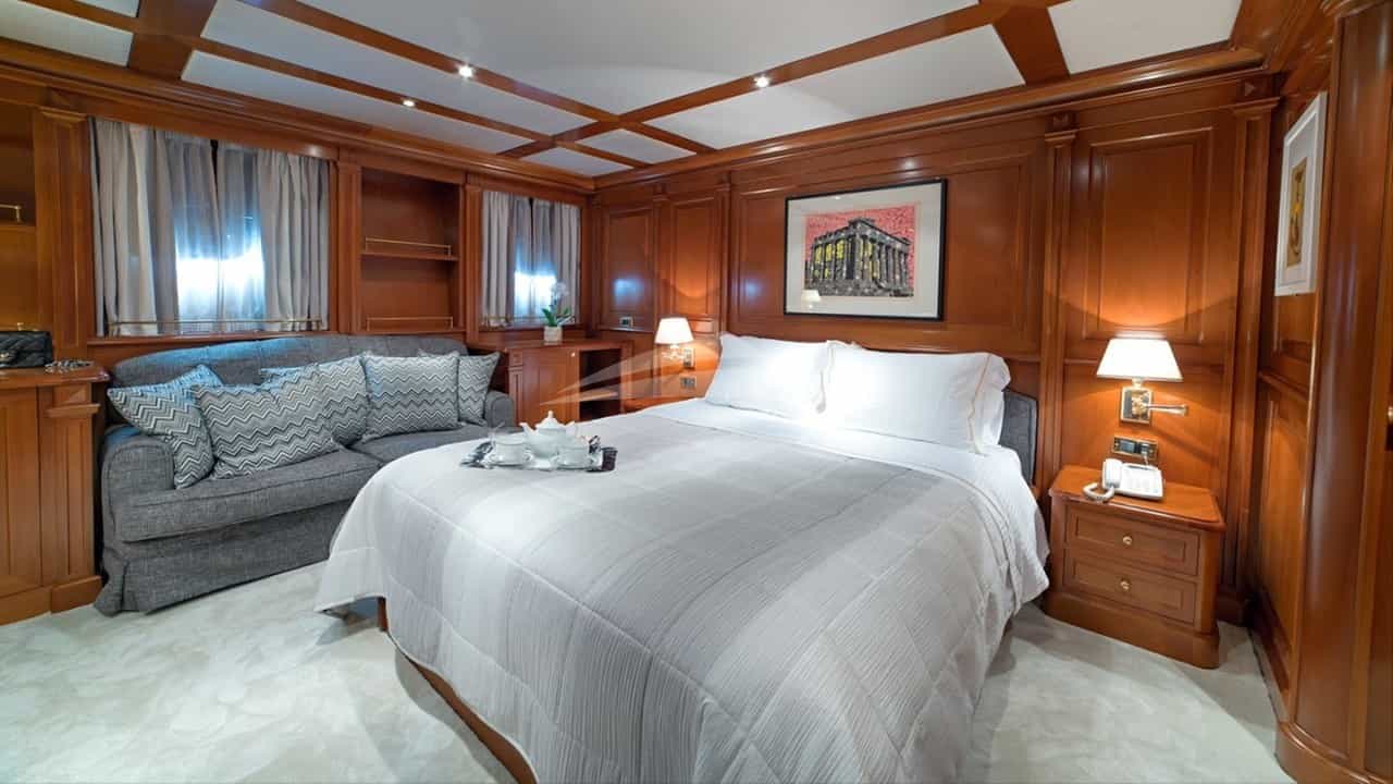 VIP Cabin