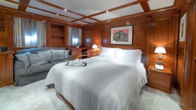 VIP Cabin