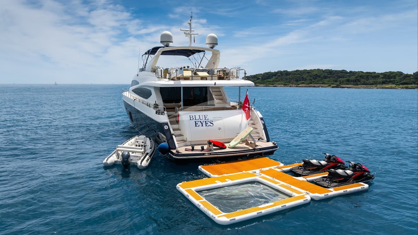BLUE EYES, photo from the yacht portfolio 21