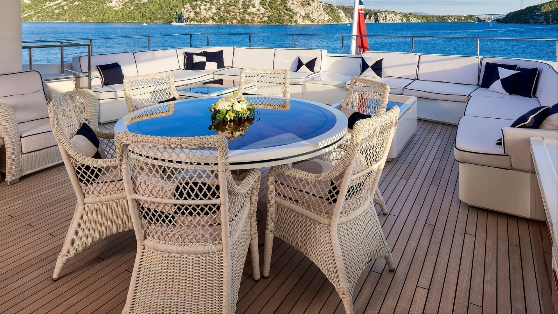 Aft Deck seating