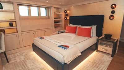 Guest Cabin 1