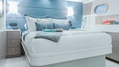 Queen Guest Cabin
