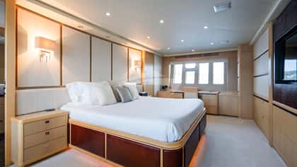 BLUE EYES 29m motor yacht charter, photo 7