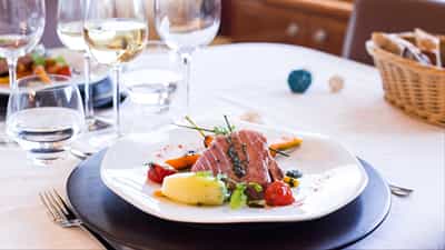 Dining Detail