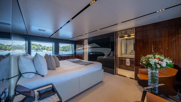 TASTY WAVES 40m motor yacht charter, photo 3