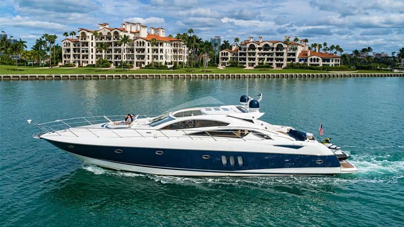 AQUAHOLIC 23m motor yacht charter, photo 8