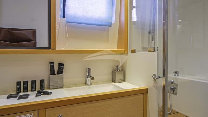 AURA 17m sailing yacht charter, photo 7