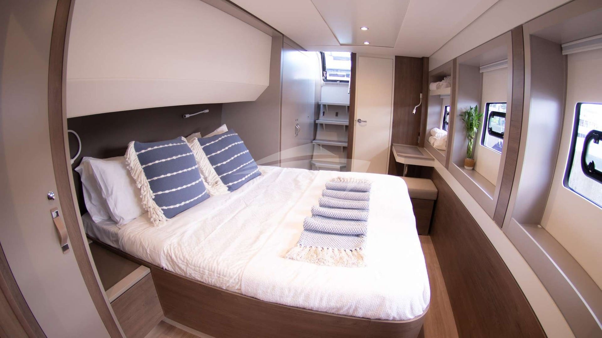 master cabin