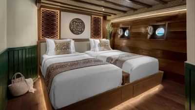 Twin Cabin