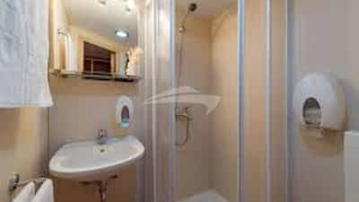 Lower Deck Guest Bathroom