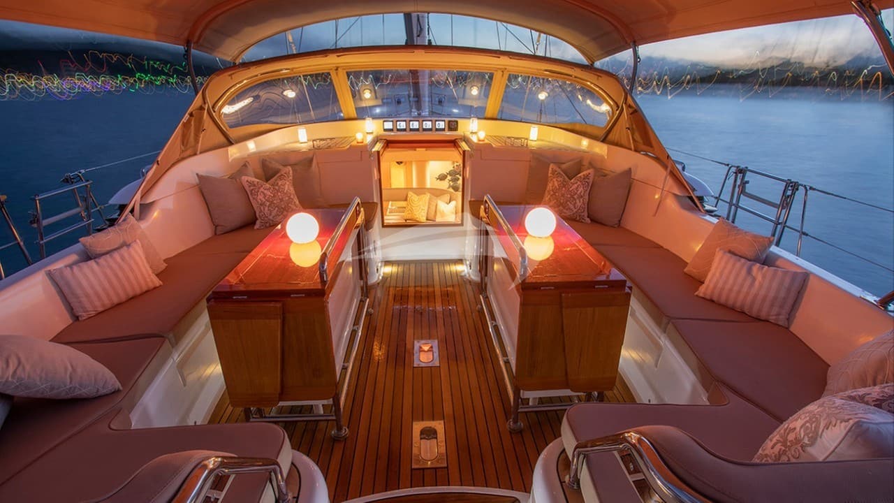 DAMA DE NOCHE, photo from the yacht portfolio 2
