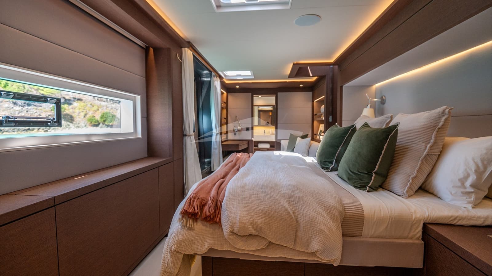 AEOLUS 77, photo from the yacht portfolio 4