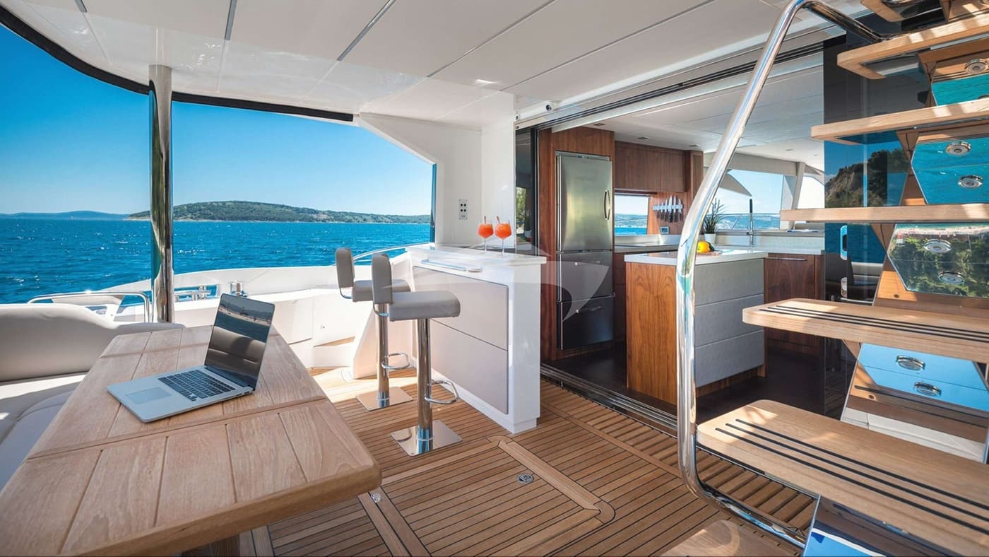 HIDEAWAY, photo from the yacht portfolio