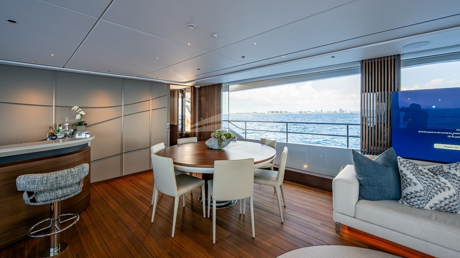 R&R, photo from the yacht portfolio 8