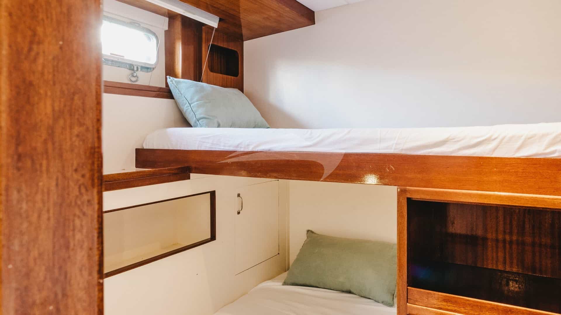 Twin cabin