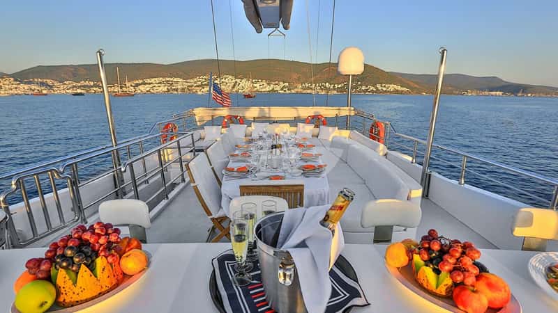 GULMARIA 37m motor yacht charter, photo 4