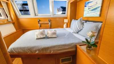 Aft queen guest suite