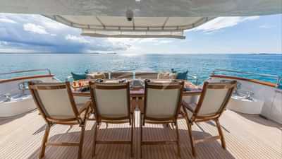 Aft exterior dining area