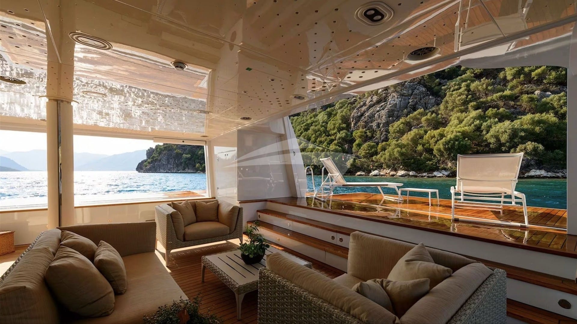 Expansive beach Club