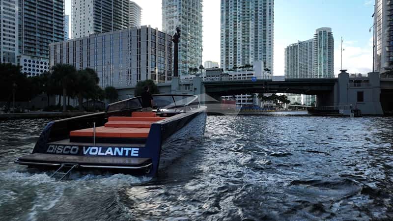 DISCO VOLANTE 12m motor yacht charter, photo 6