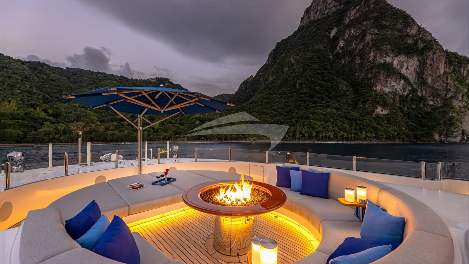TOP FIVE II, photo from the yacht portfolio 23