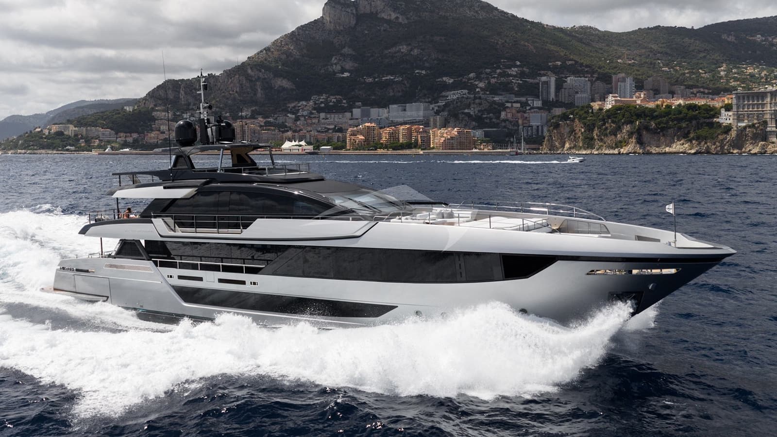 TASTY WAVES, photo from the yacht portfolio 11